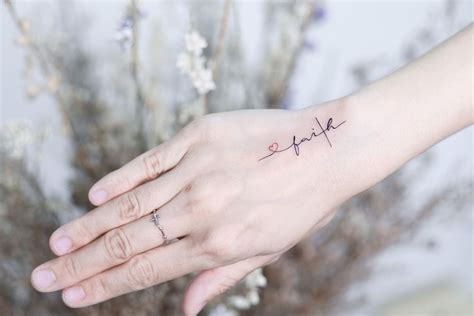 Arti kata tato - Kamus Besar Bahasa Indonesia (KBBI) Online - muktibox.com