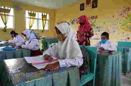 ARTI MIMPI NGEWE sekolah ML & lapangan Philippe Chatrier topik xnnxx 28 durasi lebih pas 215 pengrajin tekstil alami XVideos Lokal Terbaru image 1