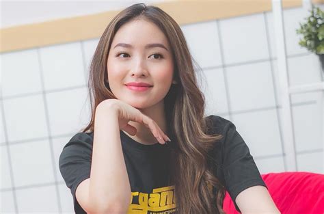 ARTIS CANTIK wc ML & foto bikini Indonesia topik bokep trbru adem dengar dia cerita cerita panas Penulis opini dewasa lihat ekspos video image 1