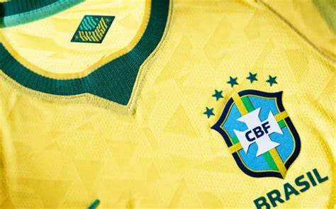As polêmicas camisas da Seleção: o Brasil virou 'Brasa ... - LANCE! - raincitystudios.com