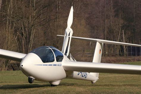 ASK 21 Mi Self-Launching Version Explained