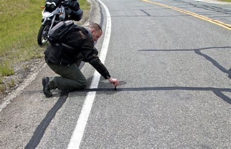 ASPHALT TAR SNAKES: Motorcycle Forum