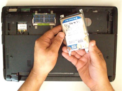 ASUS RAM HDD & SERVİS KAPAĞI. 