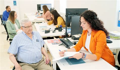 codini.rgarabwor.edu.pl. 