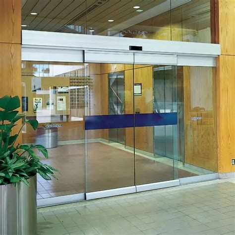 Automatic door - coolestguyplanet.net