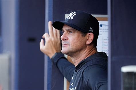 Aaron Boone delivers message to Yankees after ugly series-opening Red Sox loss