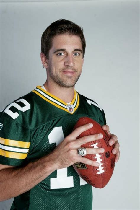 Aaron rodgers gaza. Aaron Rodgers doesn’t think much of the world of politics, but he does have a lot of respect for former President Barack Obama’s golf game. During his recent appearance on Joe Rogan’s podcast, the Green Bay Packers quarterback discussed beating Obama at golf — “I had one of the rounds of my life,” Rodgers said — and his admiration ... 