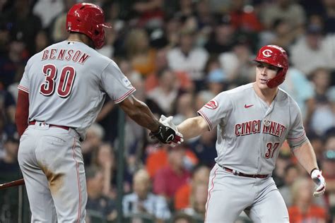 Abbott has another scoreless outing, Stephenson homers to lead Reds over Astros 2-1