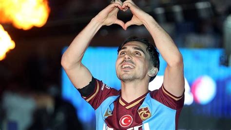 Abdülkadir Ömür Trabzonspor'da 8 yıl geçirdi - Son Dakika Haberleri