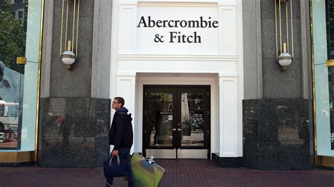Abercrombie: Fiscal Q1 Earnings Snapshot