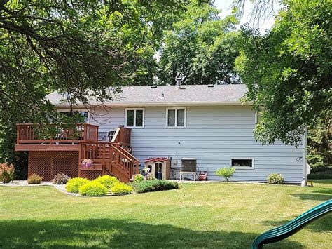 Aberdeen sd zillow. Find homes for sale under $300K in Aberdeen SD. View listing photos, review sales history, and use our detailed real estate filters to find the perfect place. 