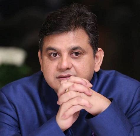 Abhigyan Prakash - Wikipedia