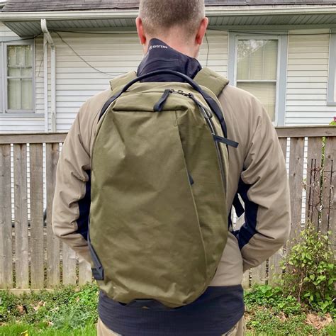 Able carry daily plus. Review of the Able Carry Daily Plus 21L Backpack, the best EDC backpack yet! Buy: https://bit.ly/3GrDf2K#ablecarry #edcbackpack #packinglessDisclosure:Review... 