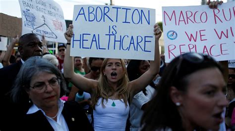Abortion ban after 6-weeks moves forward in Florida