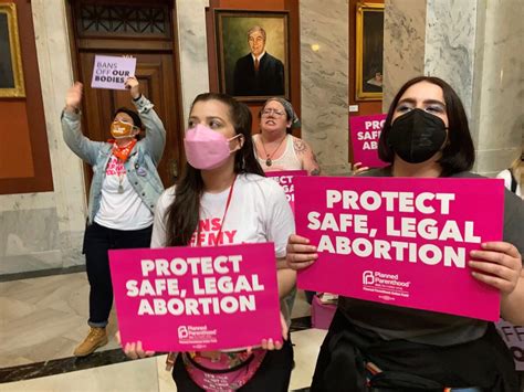 Abortion rights groups drop suit challenging Kentucky’s ban but continue legal fight