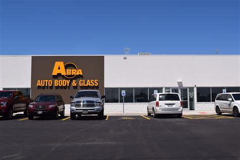 Abra auto body and glass. Each ABRA location is equipped with a team of professionals to help answer your questions and meet your expectations. The ABRA Auto Body Repair of America team can provide you and your vehicle with premium care and attention. Come see what ABRA can do for you today – we look forward to serving you. ABRA … 