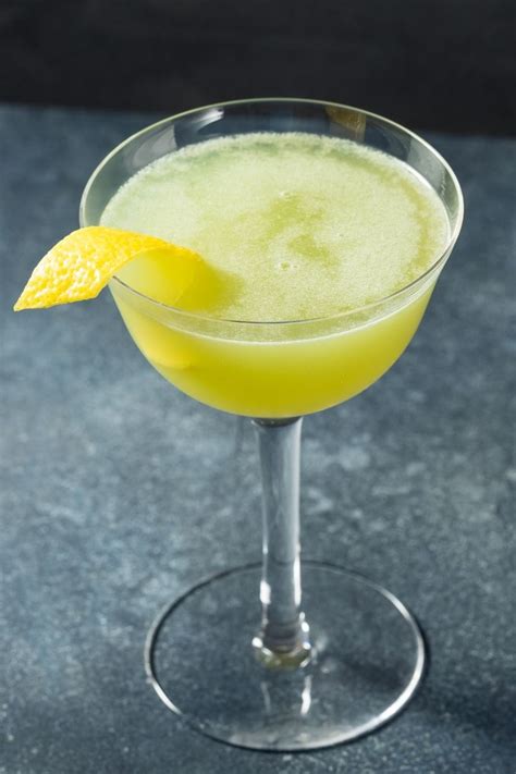 Absinthe cocktail. Dec 17, 2021 · How to Use Absinthe in Cocktails. Of course, mixing with chilled water or serving as a complex, spiked slushy only scrapes the tip of the iceberg when considering absinthe’s many uses behind the ... 