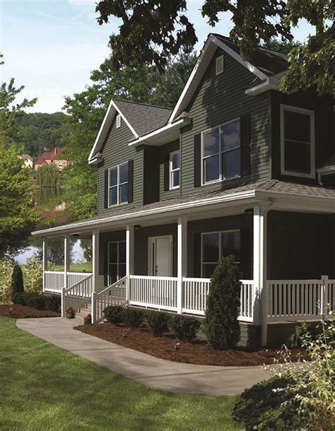  The Vinyl Siding that Stands Out Among the Rest as the Best. • The time honored tradition of 6" lap siding in ultra durable vinyl. • Classic beauty, long lasting elegance. • Subtle realistic woodgrain molded from real cedar planks. • Available in rich saturated craftsman tones and perfectly matched trims. • Premium strength and impact . 