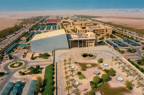 Academics - Prince Mohammad bin Fahd University