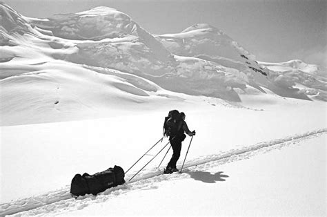 Acapulka vs fjellpulken.  Decisive factors were stability and glide characteristic...