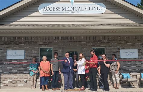 Access medical clinic. Access Medical Clinic offers a broad array of primary care services, including routine physical exams, immunization, blood testing and urinalysis, physicals for school and work, “sick” care for illnesses like colds and flu, and management of chronic medical issues like high blood pressure, asthma, heart disease, COPD … 