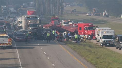 Accident i 95 north carolina. May 15, 2023 · The driver of a tractor-trailer was killed in a fiery crash late Sunday afternoon on Interstate 95. The wreck between the tractor-trailer and a passenger vehicle occurred between 2 and 2:30 p.m ... 