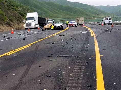 Accident on 126 today. LANE COUNTY, Ore. (KPTV) - A head-on collision on Highway 126 near milepost 35 left one man dead Sunday, according to Oregon State Police. Just before noon, a dark blue Honda Civic was driving ... 