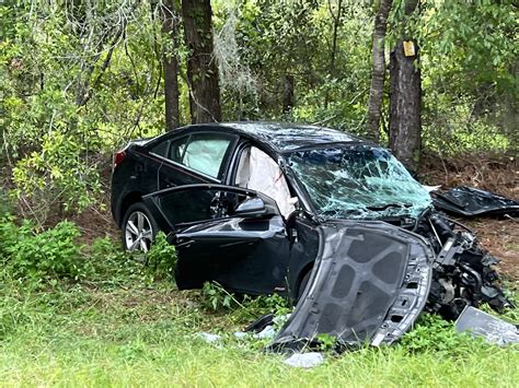 1 injured in multi-vehicle crash on Interstate 75 in Ocala, officials say. A crash on Interstate 75 in Ocala that involved two semi-trucks and three passenger vehicles sent one person to the .... 