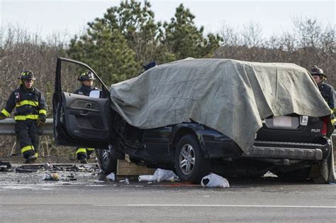 Accident on route 495 today. Three people were injured in a multi-vehicle crash on Interstate 495 in Chelmsford Wednesday, including one driver who had to be extricated through the roof of his car, State Police said. The ... 