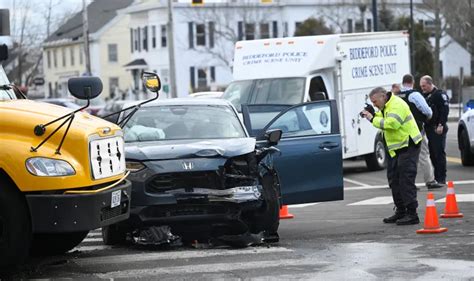 Accident saco maine today. Published: Aug. 31, 2022 at 6:30 AM PDT. SACO, Maine (WMTW) - Saco man died in a head-on crash in Saco Tuesday afternoon. Police said the crash happened on New County Road just after 4:30 p.m ... 