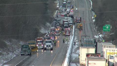 Accident shuts down 83 today. According to a PennDOT spokesperson, I-83 was closed for several hours in the northbound direction on the entire length of the South Bridge. It According to 511PA, the crash happened between... 