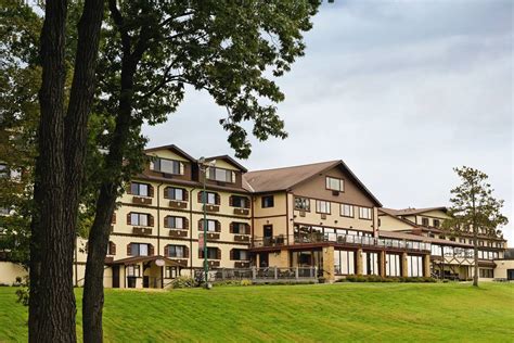 Accommodation Chestnut Mountain Resort