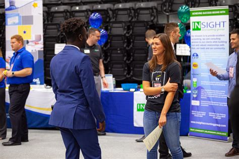 Tuesday, October 3, 2023, 11:00 a.m. – 1:00 p.m. The UNG Fall 2023 Gainesville All-Majors Career Fair is designed for UNG students and alumni to interact with employers who are offering full-time entry level positions and internship (Spring/Summer 2024 semesters) opportunities. Students can network with employers on the Gainesville campus to ...