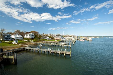 Accuweather martha's vineyard. TOMORROW'S WEATHER FORECAST. 9/19. 75° / 58°. RealFeel® 75°. Partly sunny and pleasant. 