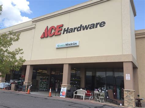 Ace Hardware, Hardware Store, 135 W Broad St