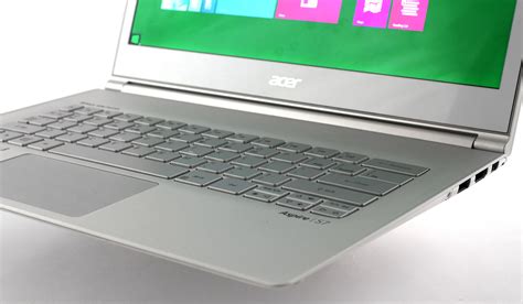 Acer Aspire S7 (393, Broadwell) review - LaptopMedia