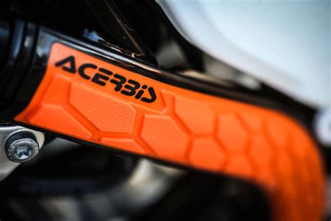 Acerbis - La tienda online de motocross más grande de Europa