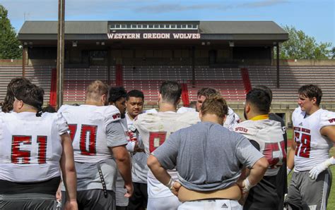 Across sprawling West, only Western Oregon and Central Washington still offer D-II college football