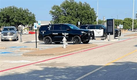 Fort Worth police officers Sunday participated in an active shooting simulation at Hulen Mall. From 8 p.m. until 11 p.m. people nearby might've heard simulated gunfire emanating from the mall due .... 
