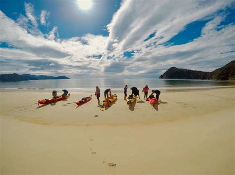 Activities Abel Tasman National Park - Awaroa Lodge