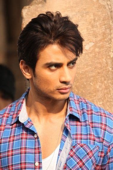 Actor shiv pandit wiki