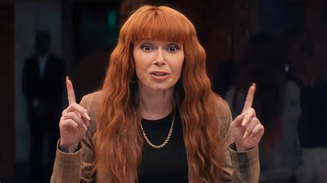 This message comes through in the new commercial "The Taylor Pant," featuring Natasha Lyonne strutting down a sidewalk in her Old Navy outfit. When a bystander compliments her pants, the actress ....