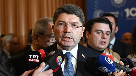 Adalet Bakanı Tunç’tan şehit paylaşımları açıklaması