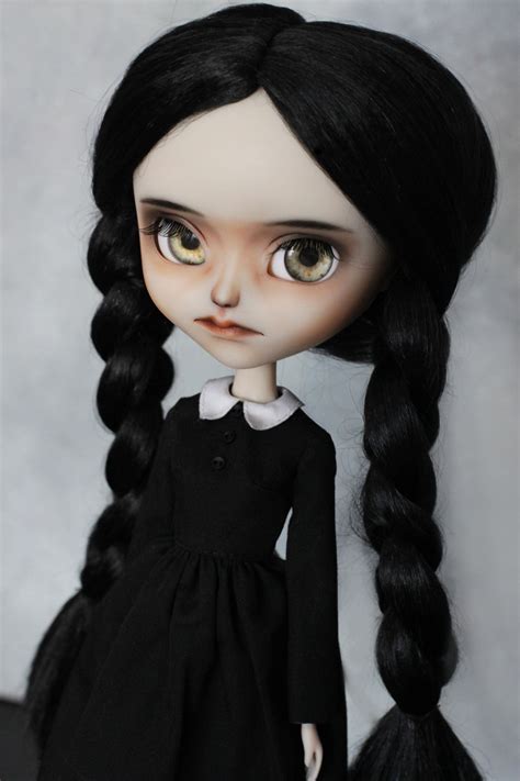 Apr 29, 2563 BE ... Cute Wednesday doll. When you squeeze her hand she plays the theme song. Check her out at starosecreations at eBay.