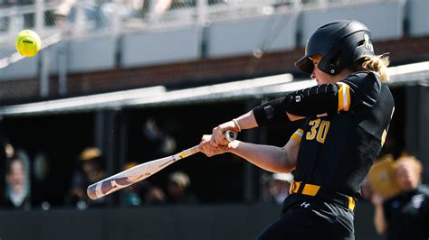 May 11, 2022 · Barnard registered eight multiple-hit outings and 10 multi-RBI performances in conference play, including seven contests with four or more runs batted in. Barnard’s signature game in an American matchup took place in game one at East Carolina on April 29, where the Wichita State outfielder went a perfect 4-for-4 with a double, three home runs ... . 