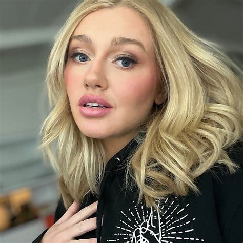 Adelia deelz acker

