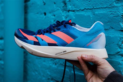 Adidas takumi sen 8. The Adidas Adizero Takumi Sen 8 is our favourite of the new breed of lower-stack super-shoes, offering a light and speedy ride that's great for your weekly t... 
