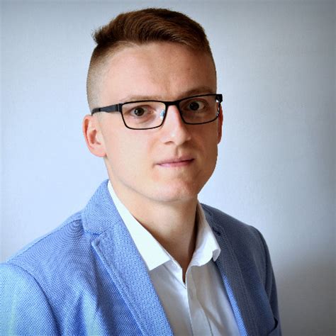 Adrian Bida – Mid Market Hunter – Lyreco Polska LinkedIn