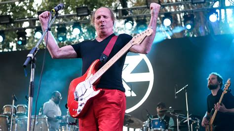 Adrian belew