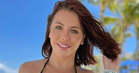 Adriana Checkick Onlyfans Naked